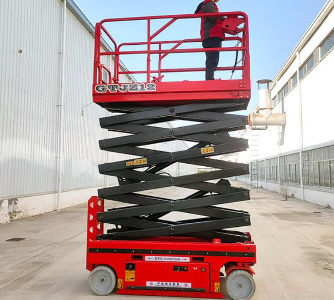 衡水自行走移动式升降机